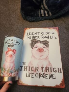 Pig-Themed Metal Sign And Tumbler - 'The Thick Thigh Life' - Pink & White